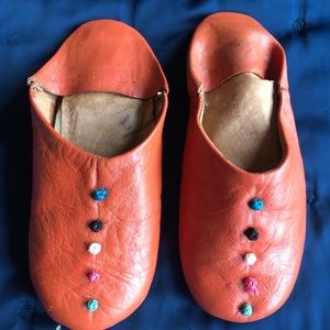 Kid’s leather slipper/shoes